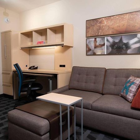 Towneplace Suites Republic Airport Long Island Фармингдейл Екстериор снимка